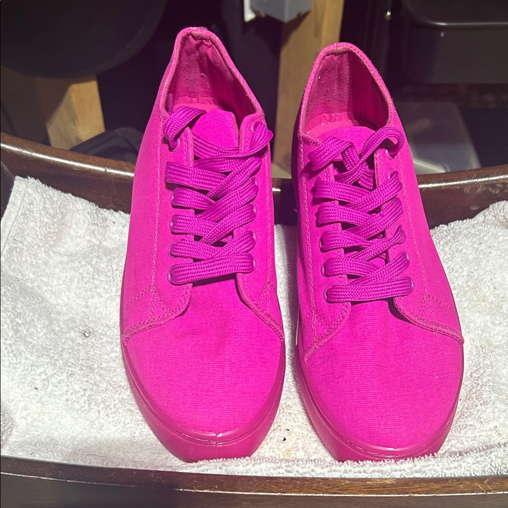 Bold Fuchsia Women's Sneakers